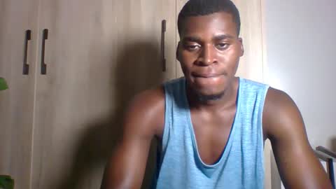 Snapshot of fuck_buoy chatting on 12/21/25, 09:00 Prince online show from 12/21/25, 09:00