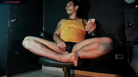 Snapshot of fuck_hardlove chatting on 03/31/26, 03:30 Ricardodominic 1 MODELO INDEPENDIENTE online show from 03/31/26, 03:30