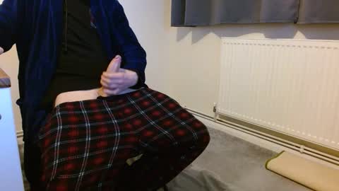 Snapshot of fuckbeatb chatting on 02/22/26, 10:41 fuckbeatb online show from 02/22/26, 10:41