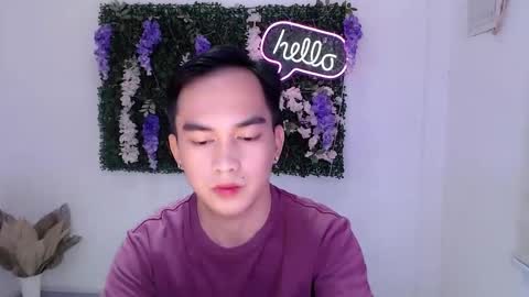 Snapshot of fuckboy_zachxx chatting on 02/23/25, 04:50 online show from 02/23/25, 04:50