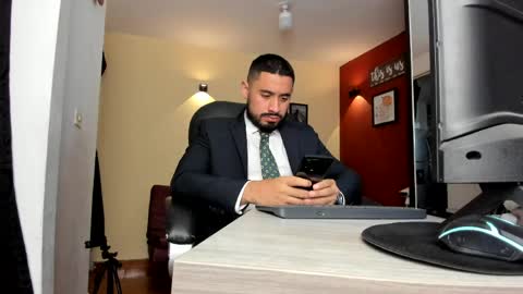 SERGIO THE SEX LAWYER online show from 05/17/26, 03:26