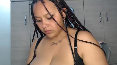 Mia and Gary  online show from 03/01/26, 01:51