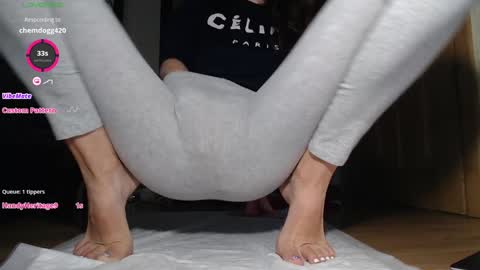 Snapshot of fuckingalice chatting on 09/20/25, 03:51 fuckingalice online show from 09/20/25, 03:51