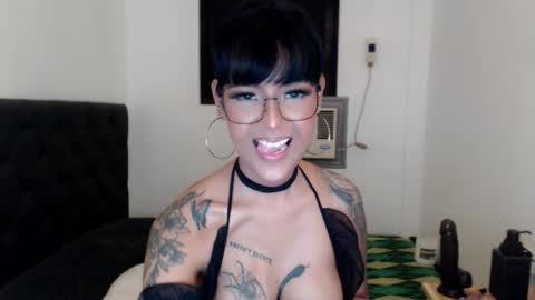 Princess Anna online show from 01/13/26, 12:32