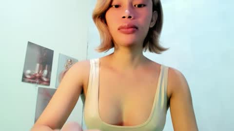 Snapshot of fuckingsexy143 chatting on 05/05/26, 02:52 fuckingsexy143 online show from 05/05/26, 02:52