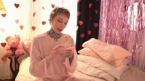 Eva         all my links   online show from 02/14/26, 09:50