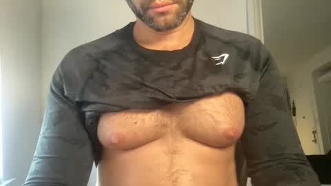 Muscle Bear Jock in Training online show from 09/21/25, 11:45