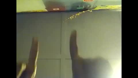 Warwick online show from 10/15/25, 08:03