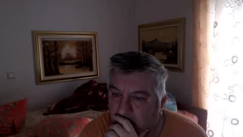 Snapshot of fukingcrazy chatting on 12/13/24, 09:02 fukingcrazy online show from 12/13/24, 09:02