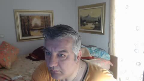 Snapshot of fukingcrazy chatting on 12/20/24, 11:10 fukingcrazy online show from 12/20/24, 11:10