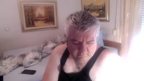 Snapshot of fukingcrazy chatting on 04/16/26, 07:31 fukingcrazy online show from 04/16/26, 07:31