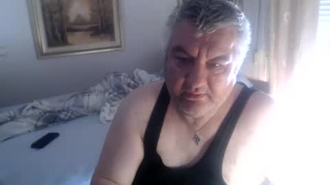 Snapshot of fukingcrazy chatting on 04/19/26, 10:36 fukingcrazy online show from 04/19/26, 10:36