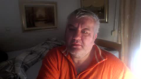 Snapshot of fukingcrazy chatting on 04/22/26, 07:44 fukingcrazy online show from 04/22/26, 07:44