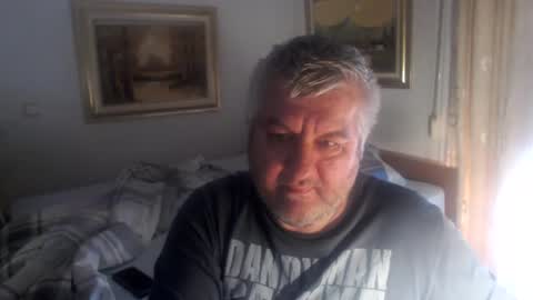 Snapshot of fukingcrazy chatting on 04/25/26, 09:01 fukingcrazy online show from 04/25/26, 09:01