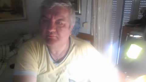 Snapshot of fukingcrazy chatting on 05/20/26, 06:30 fukingcrazy online show from 05/20/26, 06:30