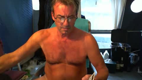 Snapshot of fuldaflyst4 chatting on 09/21/25, 04:41 fuldaflyst4 online show from 09/21/25, 04:41