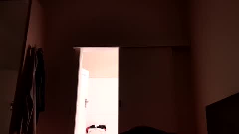 Snapshot of full4cefull chatting on 12/03/24, 02:49 Pizzaz online show from 12/03/24, 02:49