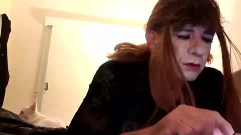 Snapshot of full4cefull chatting on 12/15/24, 12:06 Pizzaz online show from 12/15/24, 12:06