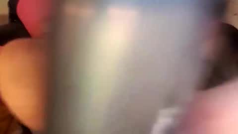 Snapshot of full4cefull chatting on 10/23/25, 06:02 Pizzaz online show from 10/23/25, 06:02