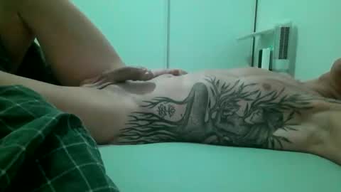 Snapshot of fullartofsex chatting on 11/01/25, 04:47 FullArtOfSex online show from 11/01/25, 04:47