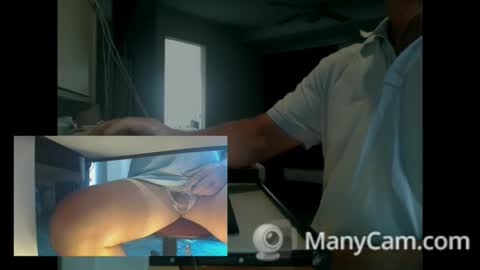 Snapshot of fullballbag chatting on 11/27/25, 11:40 fullballbag online show from 11/27/25, 11:40