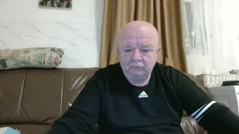 fullballs6 online show from 02/26/26, 03:49