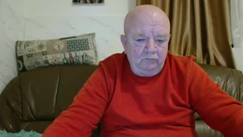 Snapshot of fullballs6 chatting on 03/10/26, 02:49 fullballs6 online show from 03/10/26, 02:49