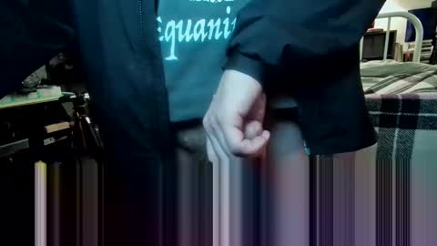 Snapshot of fullsvc chatting on 01/08/25, 08:38 fullsvc online show from 01/08/25, 08:38