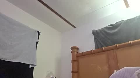 Astrid online show from 12/03/25, 09:57