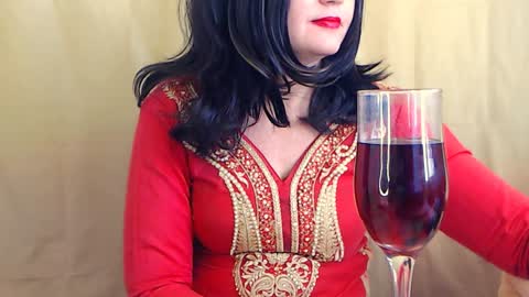 Snapshot of fun4tips chatting on 02/06/25, 12:16 Fun4Tips online show from 02/06/25, 12:16