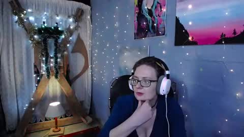 Snapshot of funafterdark13 chatting on 12/25/24, 12:47 Princess Nellie Captain Simon online show from 12/25/24, 12:47