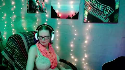 Snapshot of funafterdark13 chatting on 01/12/25, 05:34 Princess Nellie Captain Simon online show from 01/12/25, 05:34