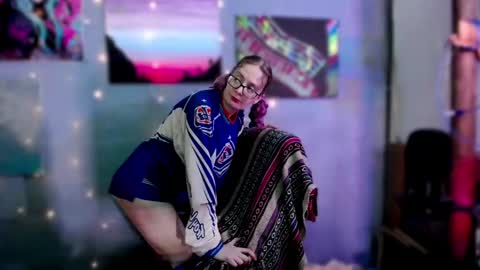 Snapshot of funafterdark13 chatting on 01/16/25, 06:56 Princess Nellie Captain Simon online show from 01/16/25, 06:56