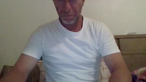 Snapshot of funaussieguy80 chatting on 04/21/26, 03:46 funaussieguy80 online show from 04/21/26, 03:46