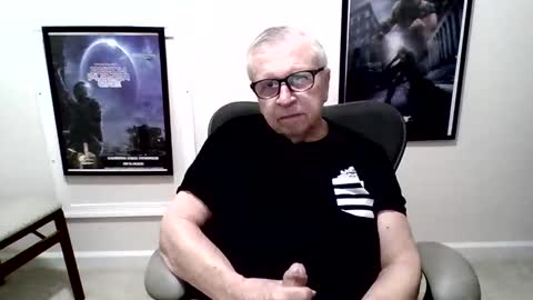 Snapshot of funclemike chatting on 02/23/26, 04:26 funclemike online show from 02/23/26, 04:26