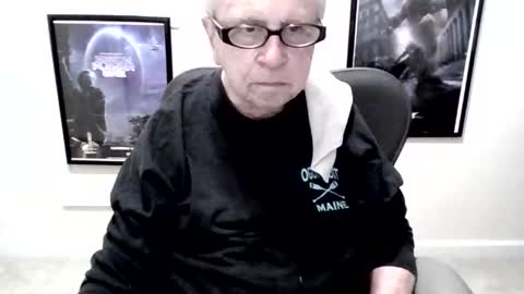 Snapshot of funclemike chatting on 04/12/26, 06:46 funclemike online show from 04/12/26, 06:46