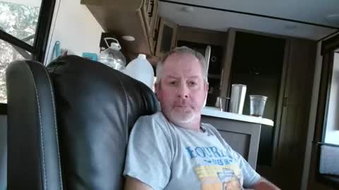 Snapshot of fundaddy_71 chatting on 11/16/25, 07:19 fundaddy_71 online show from 11/16/25, 07:19