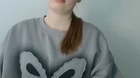 Snapshot of funemma000 chatting on 11/28/25, 07:33 Emma online show from 11/28/25, 07:33