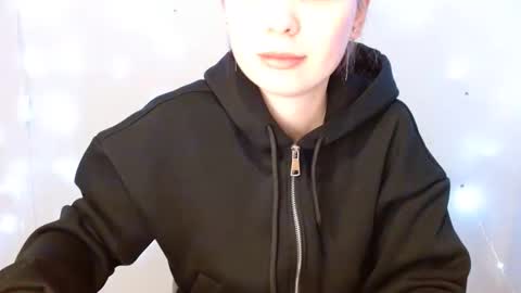 Emma online show from 12/22/25, 08:00