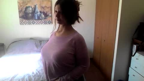 Linnys Palace online show from 10/16/25, 04:30