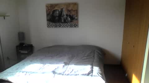 Linnys Palace online show from 11/19/25, 05:13