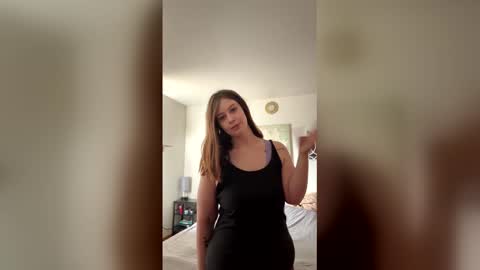 Linnys Palace online show from 02/26/26, 06:40