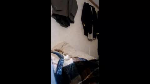 Snapshot of funinbed607918 chatting on 05/17/26, 01:36 funinbed607918 online show from 05/17/26, 01:36