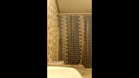 Snapshot of funinbed607918 chatting on 05/22/26, 05:14 funinbed607918 online show from 05/22/26, 05:14