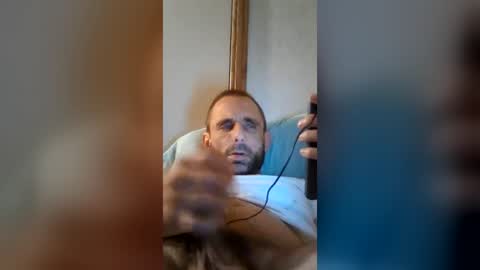 Snapshot of funinbed607918 chatting on 06/21/26, 11:29 funinbed607918 online show from 06/21/26, 11:29