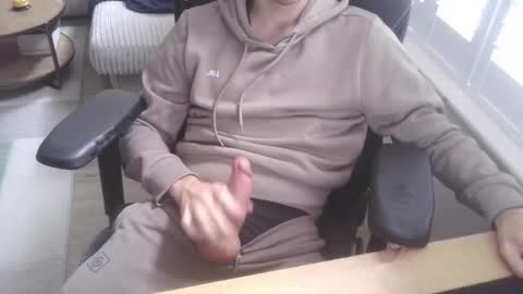 Snapshot of funkybits chatting on 11/19/25, 10:59 funkybits online show from 11/19/25, 10:59