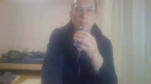 Snapshot of funneltunnel chatting on 04/06/26, 05:36 funneltunnel online show from 04/06/26, 05:36