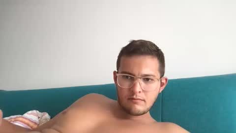 Snapshot of funnnn6960xx chatting on 09/27/25, 12:10 funnnn6960xx online show from 09/27/25, 12:10