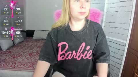 funny_bunny4 online show from 03/02/25, 07:45