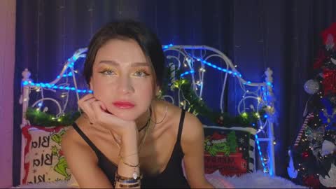 Snapshot of funny_whotsss chatting on 01/14/25, 11:27 Tiffany online show from 01/14/25, 11:27